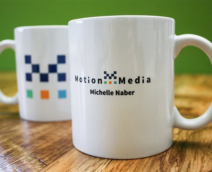 Motion Media Logo Corporate Design Tassen bedrucken lassen