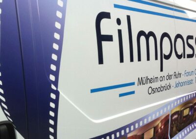 Fahrzeugbeschriftung „Filmpassage“